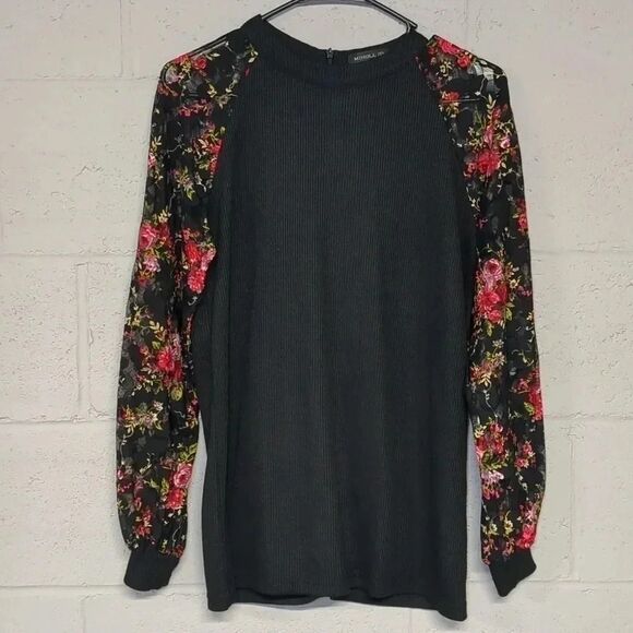 Women's Lace Detail Long Sleeve Blouse - Picture 2 of 7